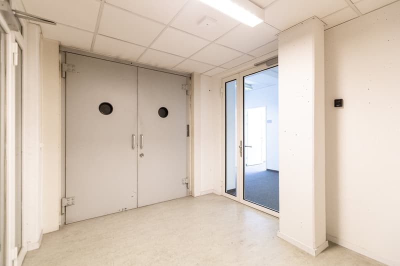 Preiswerte Gewerbe- , Logistik-, Büro- oder Lagerfläche zu vermieten (7)