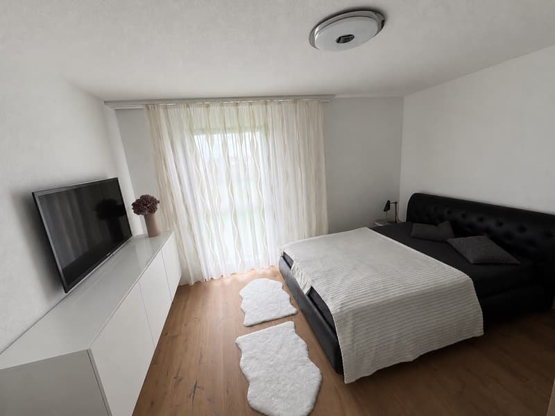 Moderne 4.5-Zimmerwohnung mit Bastelraum und grossem Balkon (16)