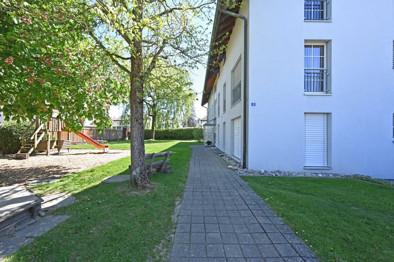 4.5-Zimmer-Wohnung im Parterre mit zwei Badezimmern (4)