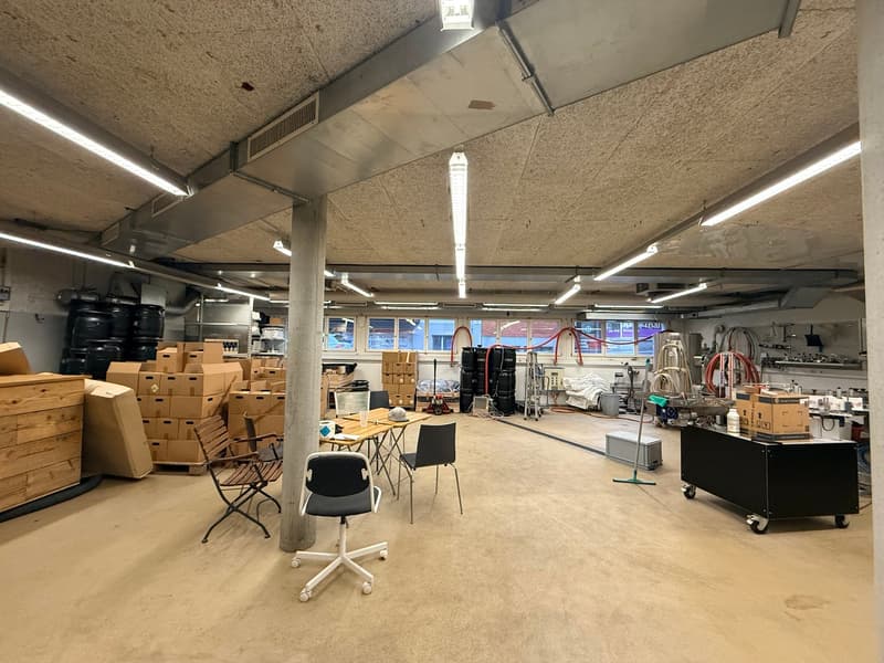 Werkstatt - Atelier - Lager - direkt beim Bahnhof Lyss (2)