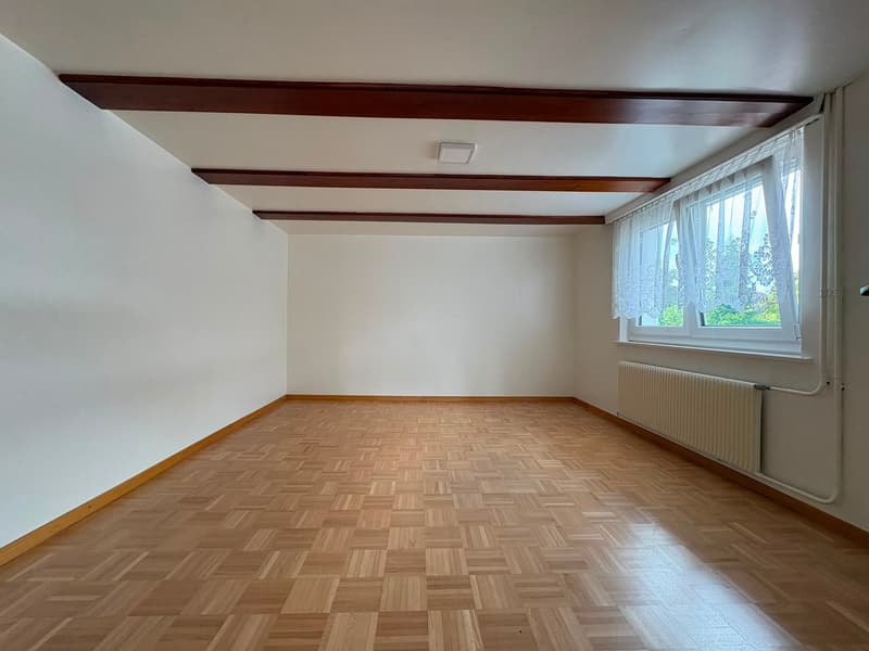 Preiswerte & gemütliche 3.5 Zimmerwohnung im Erdgeschoss mit grosser Küche (7)