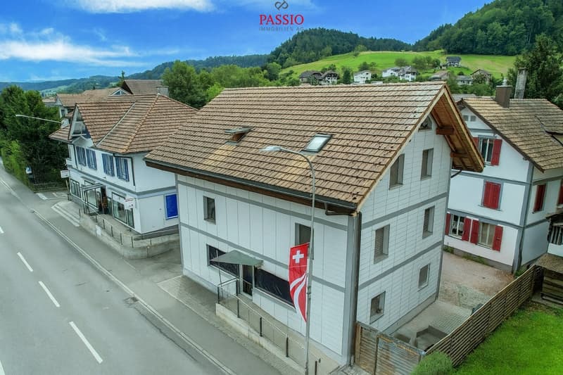 Bar di contatto lucrativo con utilizzo polivalente in posizione di primo piano (4)