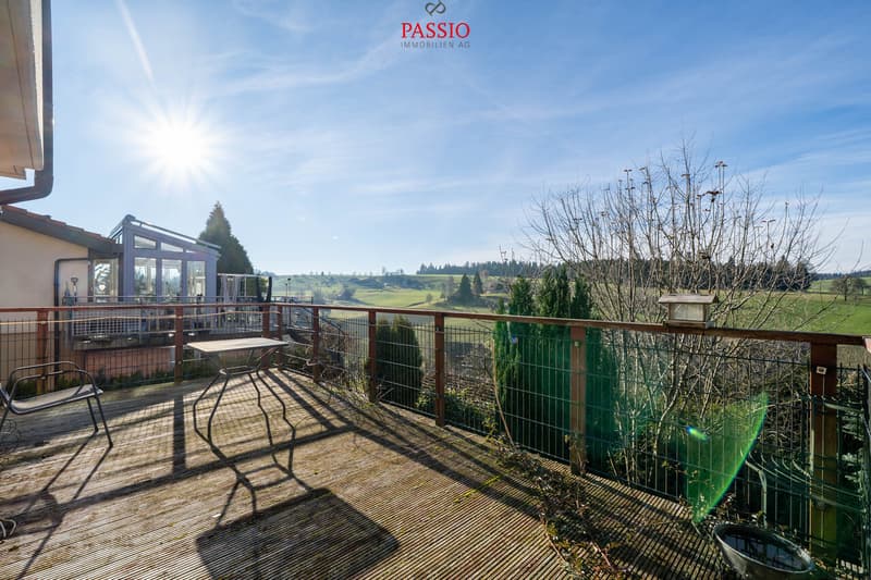 10.5-Room Single-Family Home - Peace, Nature & Unobstructable View (3)
