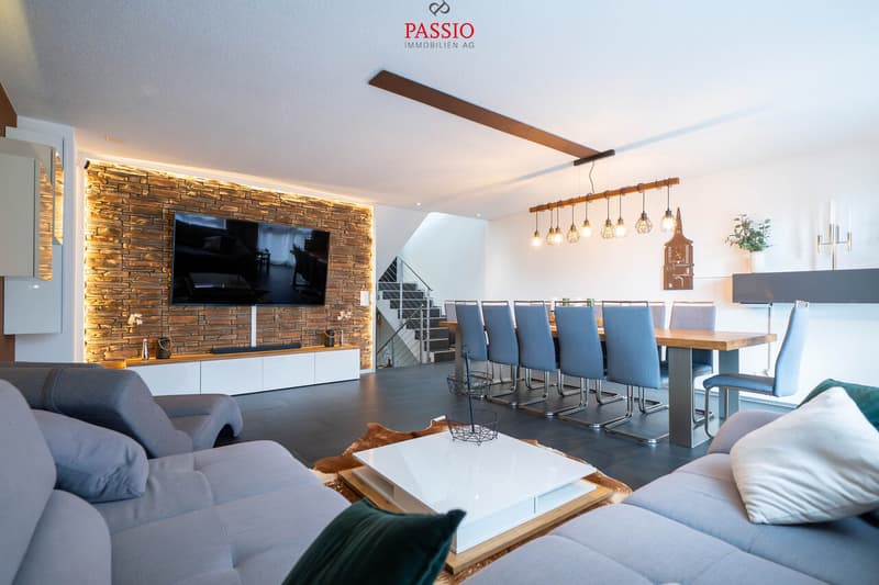 Modern 5-room row house with roof terrace and panoramic view (3)