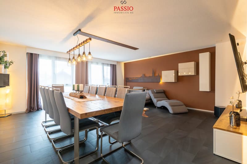 Modern 5-room row house with roof terrace and panoramic view (2)
