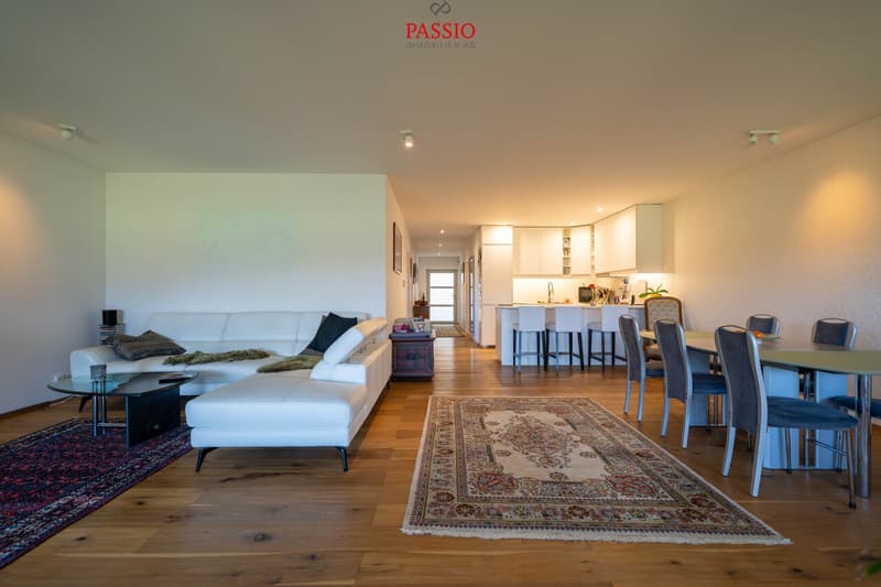 8.5-room multi-family house with 3 apartments in an unobstructable location (4)