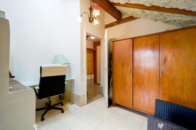 Zentrale 3,5-Zimmer-Wohnung im Herzen von Biel (3)