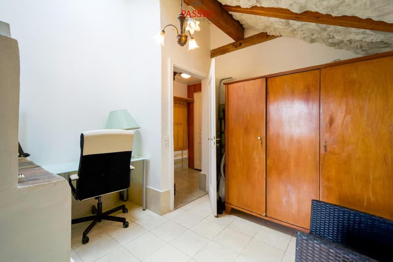 Central 3.5-room apartment in the heart of Biel (3)