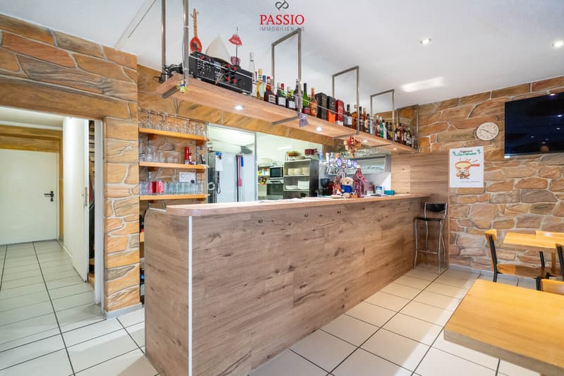 Central 7-room townhouse with restaurant in the heart of Olten (6)