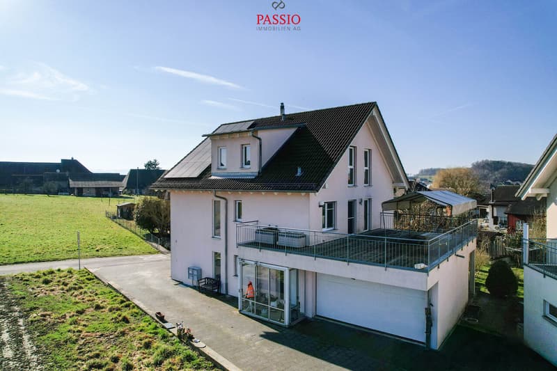 Grosszügiges 7.5-Zimmer-Einfamilienhaus mit Garten und viel Platz (3)