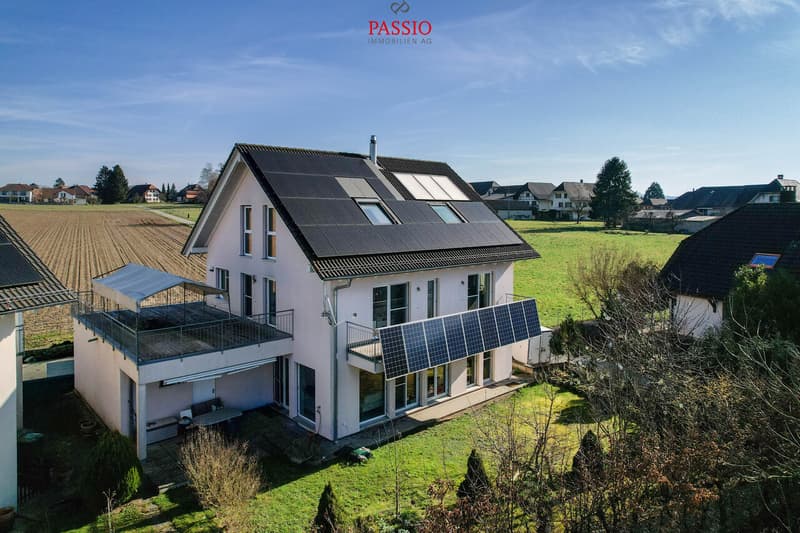 Spacious 7.5-room single-family house with garden and plenty of space (1)