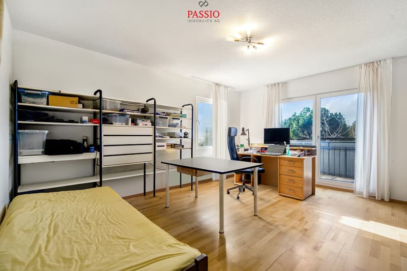Grosszügiges 7.5-Zimmer-Einfamilienhaus mit Garten und viel Platz (13)