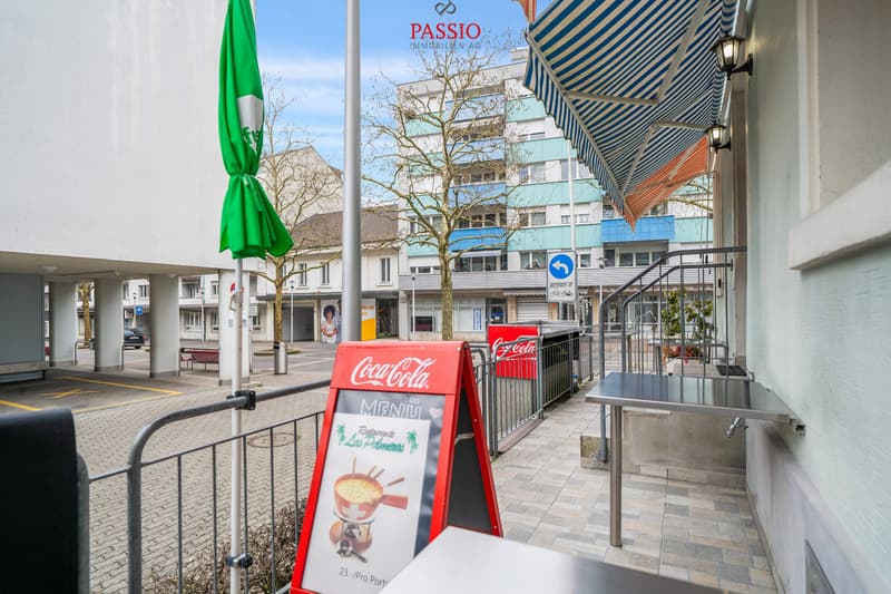 Central 7-room city house with restaurant in the heart of Olten (11)