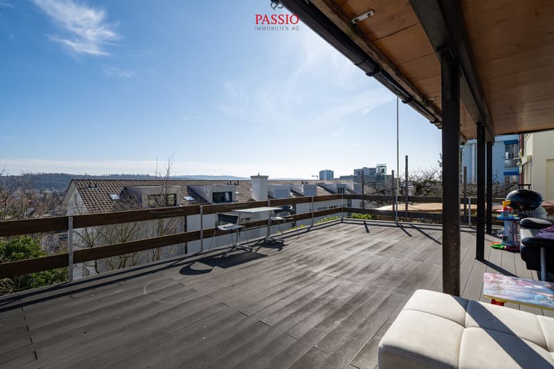 Unique multi-family house with 3 residential units and dream view (11)
