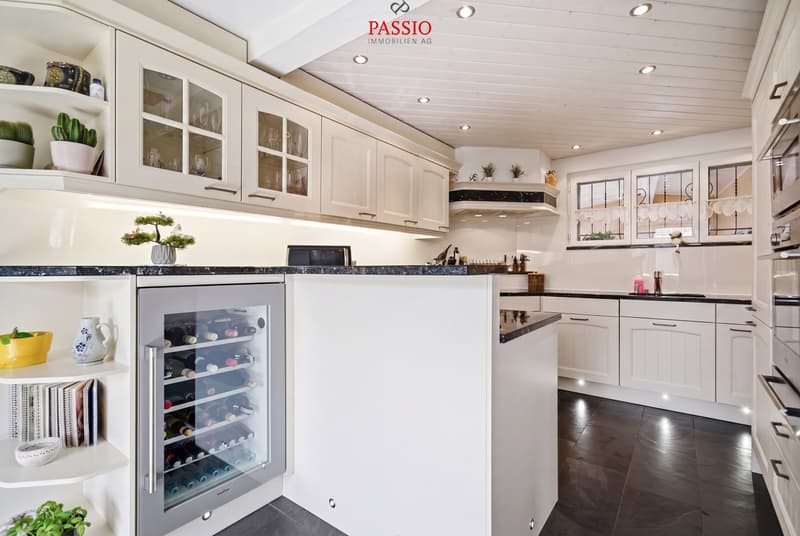Stylish living with garden idyll and high-quality furnishings (10)