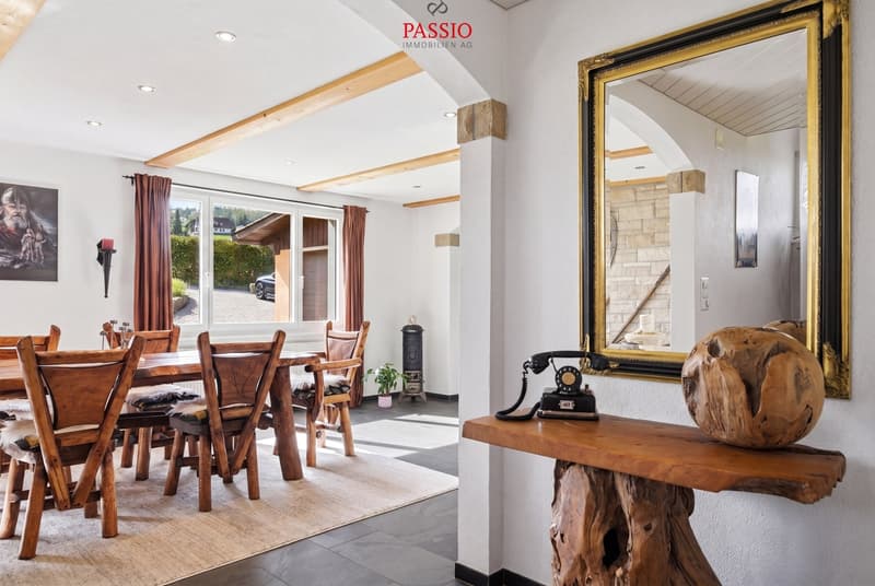 Stylish living with garden idyll and high-quality furnishings (5)
