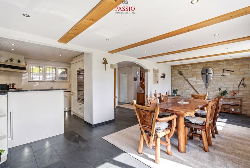 Stylish living with garden idyll and high-quality furnishings (8)