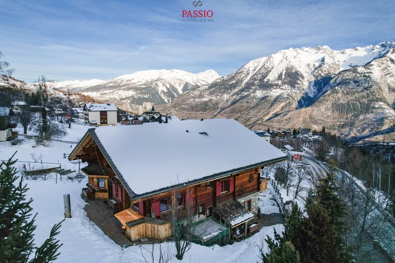 Casa in legno di larice alpino 6,5 locali con vista fantastica sulla montagna (1)