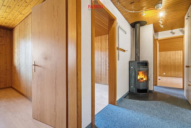 Spacious 5-room apartment with Alpine views and private garden (3)