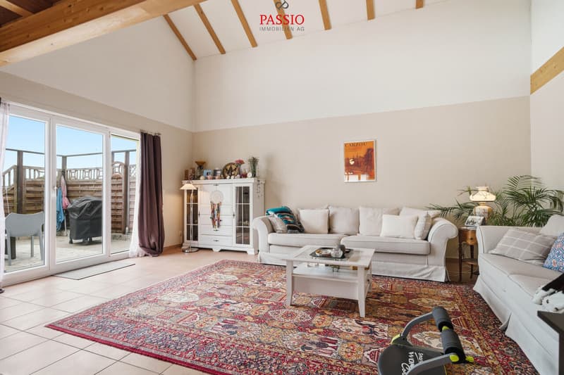 Maison de famille élégante de 6,5 pièces avec piscine et oasis de jardin (4)