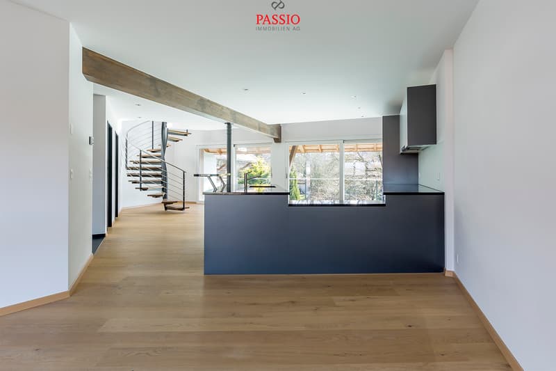 Exclusive living on 3 levels: Luxurious 7-room apartment in top location (3)