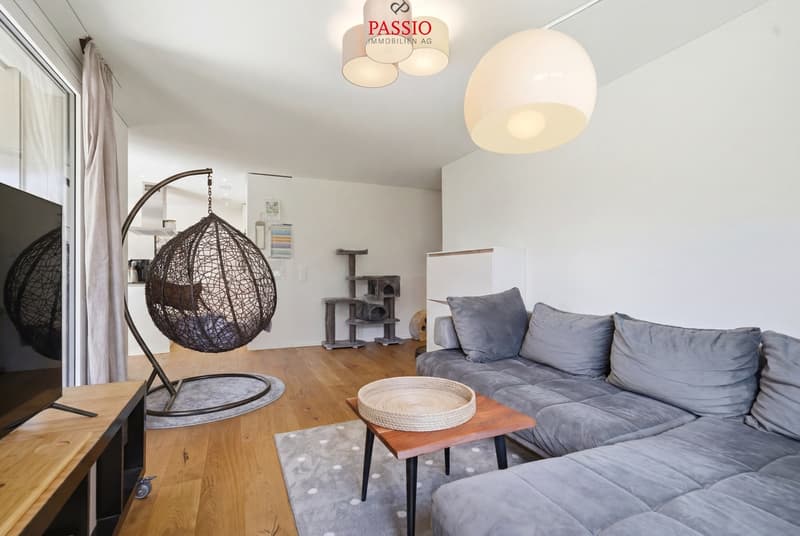 Living with Quality - Modern Garden Apartment in Sunny Location (12)
