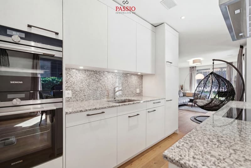Living with Quality - Modern Garden Apartment in Sunny Location (7)