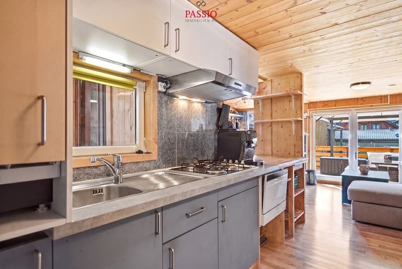Mobile home in chalet style with spectacular 3-peak view (12)