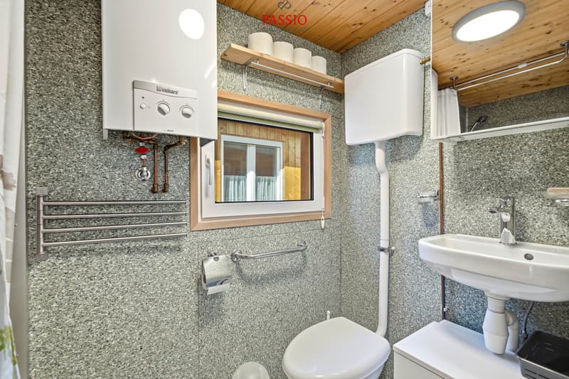 Mobile home in chalet style with spectacular 3-peak view (13)