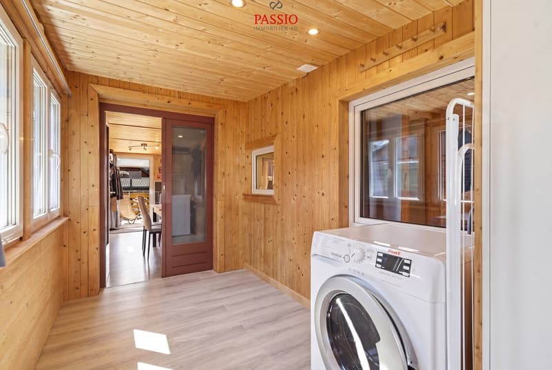 Mobile home in chalet style with spectacular 3-peak view (10)