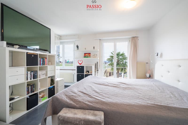 12-room 2-family house with pool & unbeatable location near Bern (13)