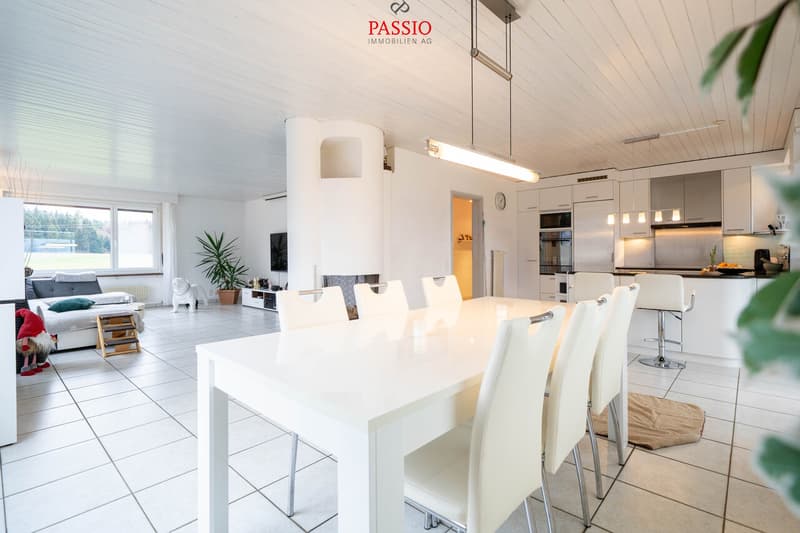 12-room 2-family house with pool & unbeatable location near Bern (6)