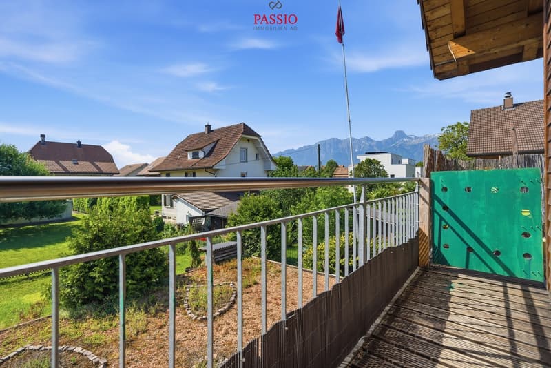 Wohnen über den Dächern von Thun - mit Terrasse, Garten und Charme (13)