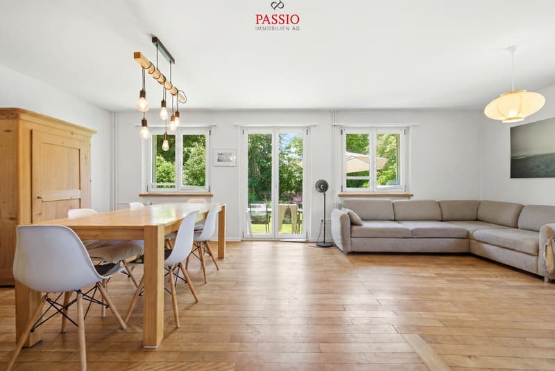 Charmantes Doppeleinfamilienhaus mit Garten und Ausbaupotenzial (6)