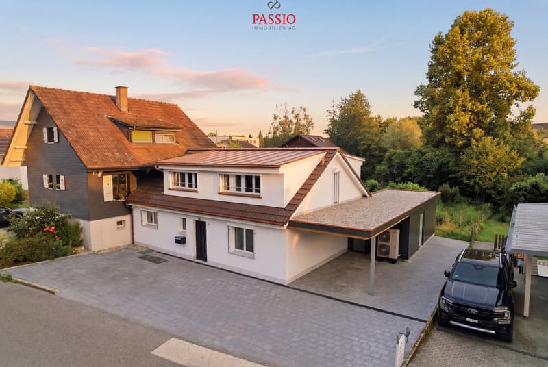 Completely renovated 4.5-room single-family house with natural garden (2)