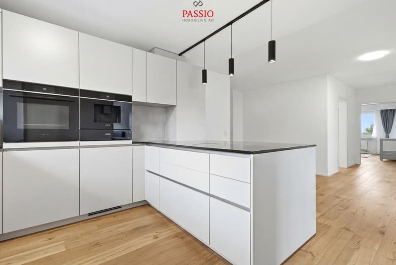 Newly renovated 4.5-room apartment with Alpine view and garden share (9)