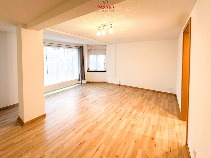 Appartement spacieux 3.5 pièces avec jardin d'hiver et terrasse (10)