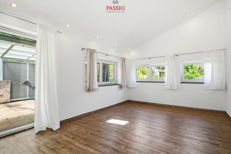 Appartement spacieux 3.5 pièces avec jardin d'hiver et terrasse (7)