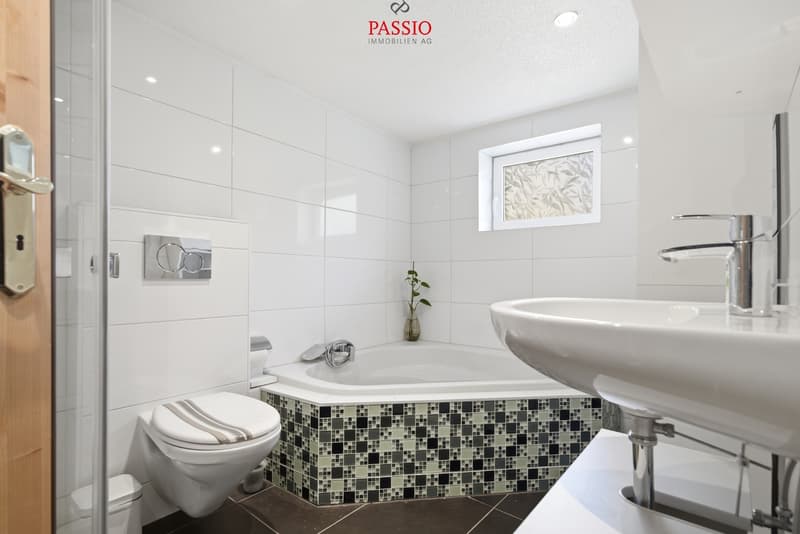 Appartement spacieux 3.5 pièces avec jardin d'hiver et terrasse (4)