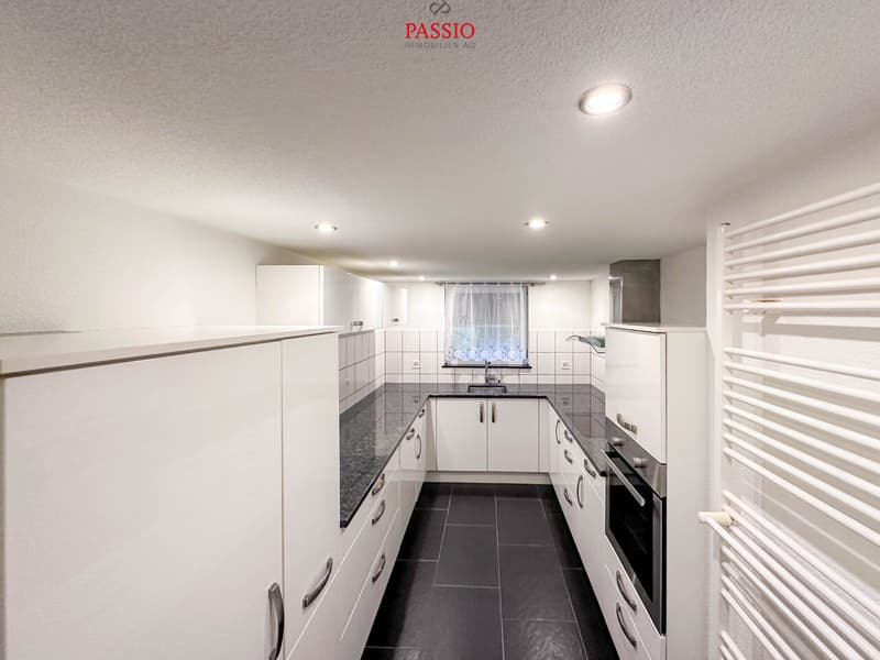 Appartement spacieux 3.5 pièces avec jardin d'hiver et terrasse (3)