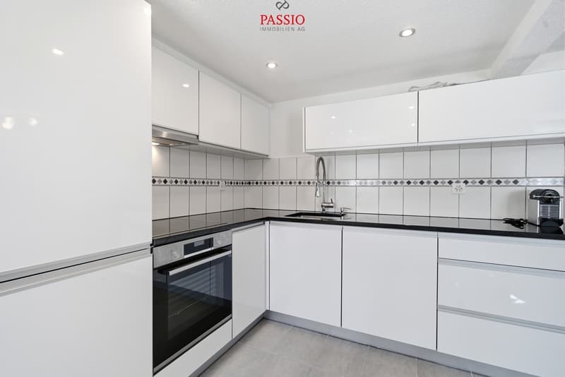 Appartement meublé de 2,5 pièces avec parking dans un emplacement central et calme (5)