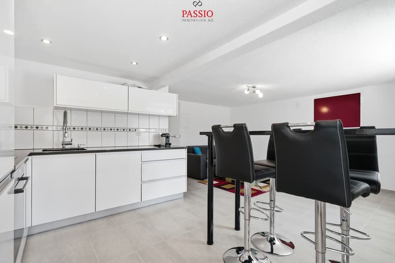 Appartement meublé de 2,5 pièces avec parking dans un emplacement central et calme (6)
