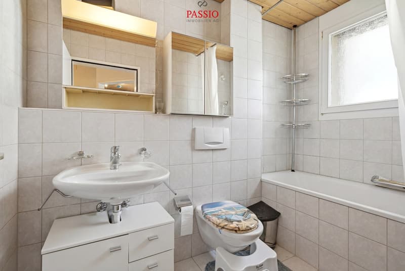 Maison mitoyenne de 6,5 pièces dans un quartier calme (13)