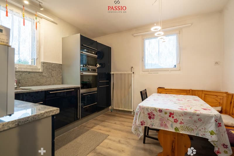 Vielseitiges Mehrfamilienhaus mit Potenzial in Biel/Bienne (6)