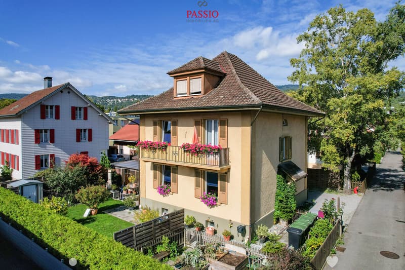 Vielseitiges Mehrfamilienhaus mit Potenzial in Biel/Bienne (1)