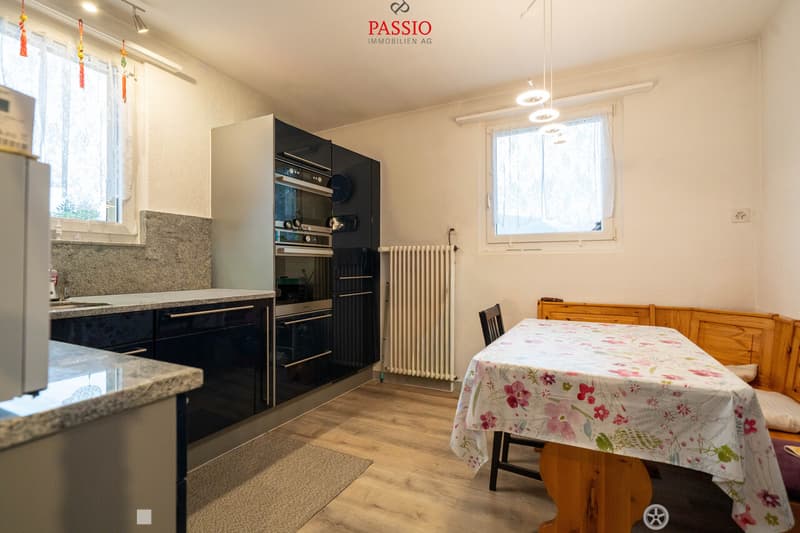 Vielseitiges Mehrfamilienhaus mit Potenzial in Biel/Bienne (6)