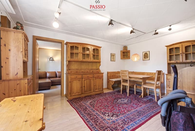 Charmantes 4-Zimmer Doppeleinfamilienhaus mit Garten und Potenzial (4)