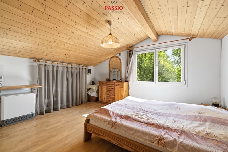 Charmantes 4-Zimmer Doppeleinfamilienhaus mit Garten und Potenzial (10)