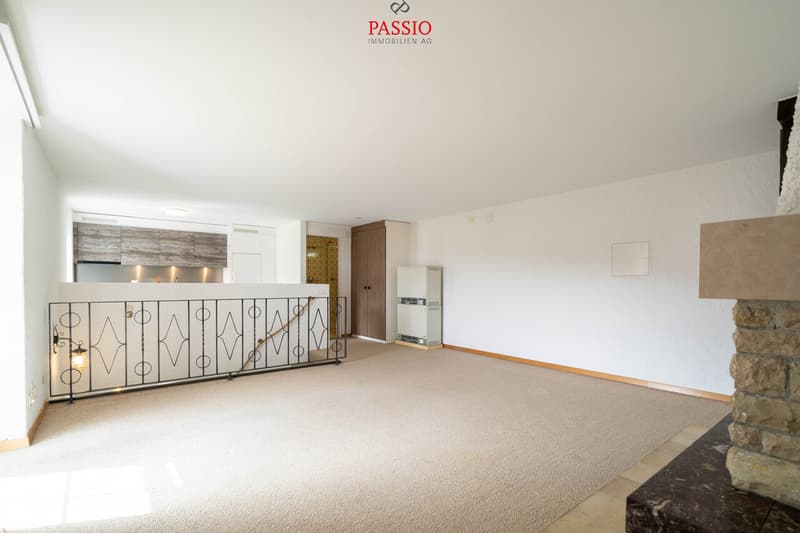 Charmante 4.5-Zimmer-Wohnung mit Cheminée und Alpenblick (5)