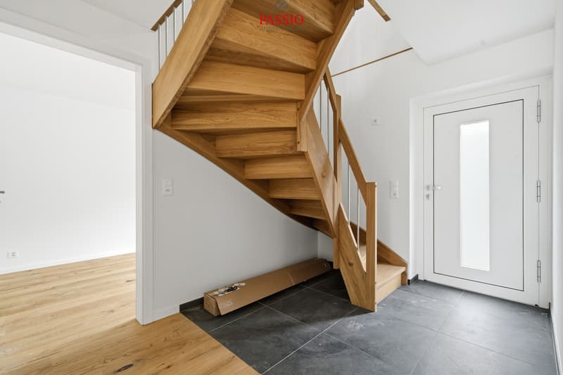 Komplett saniertes 4.5-Zimmer-Einfamilienhaus mit Naturgarten (13)